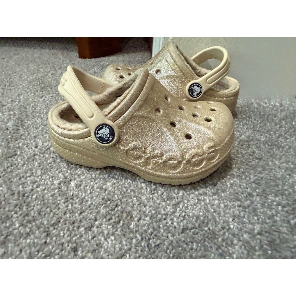 Crocs Baya Lined Glitter Clogs Gold Sparkly Faux Fur Kids Size C8
